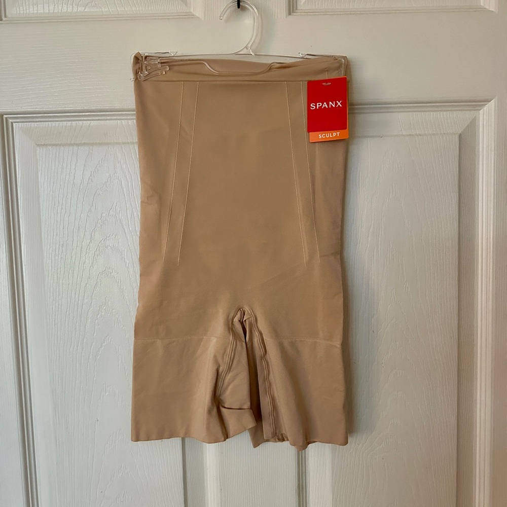 Spanx OnCore shaper short